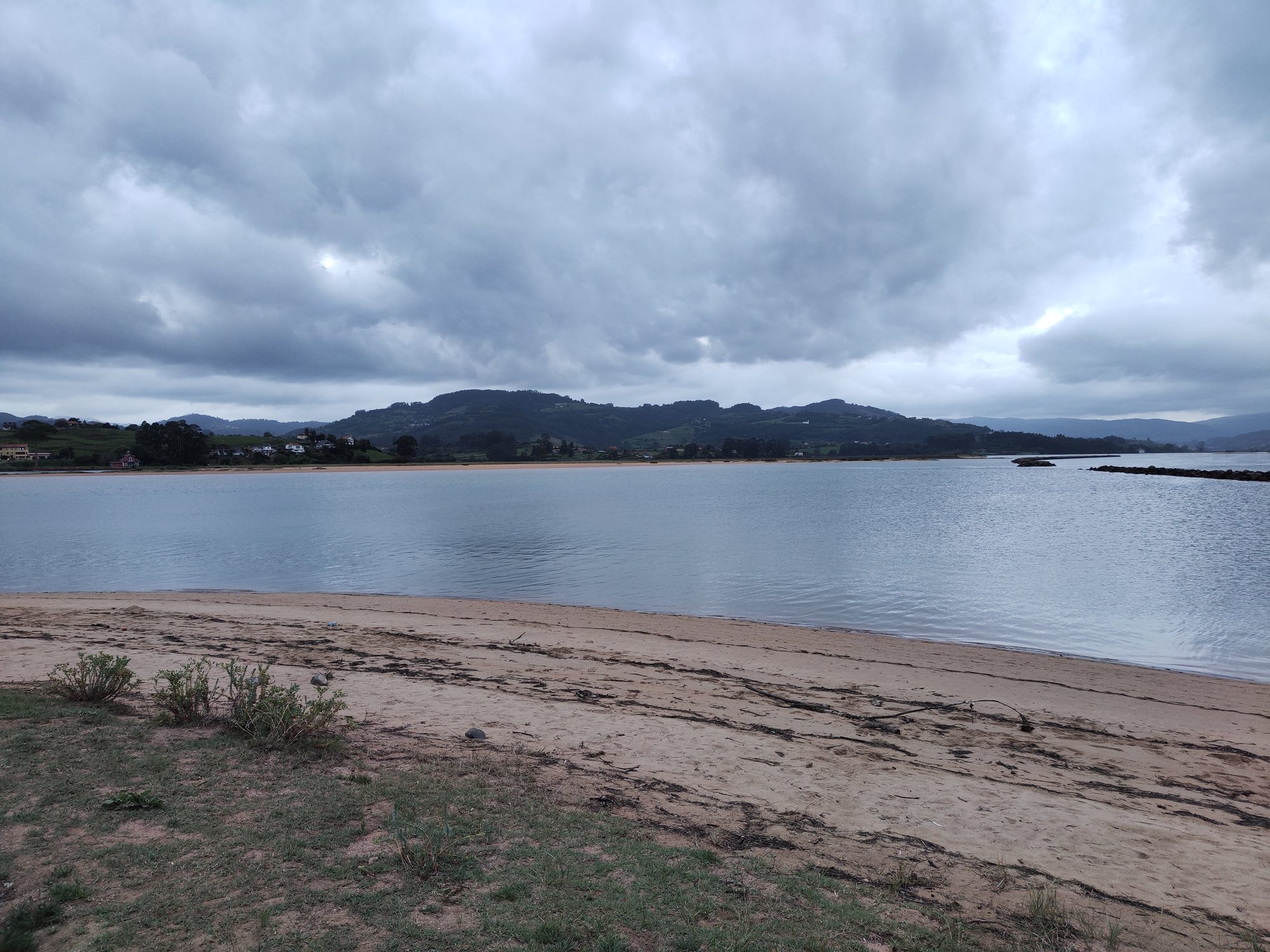 Paisaje de viaje en Villaviciosa, España